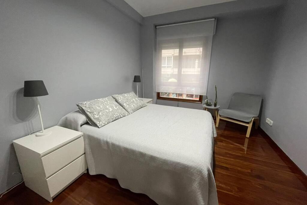 Apartamento Centrico กาสโตร-อูร์เดียเลส ภายนอก รูปภาพ